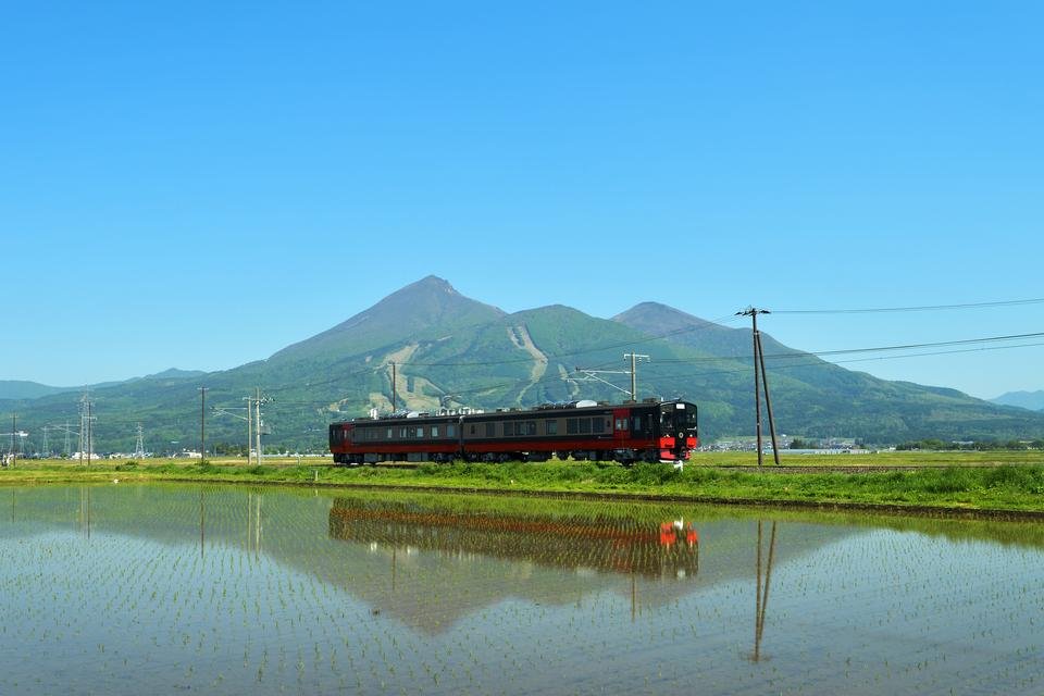 【運行終了】2023年12月に引退！福島を走るカフェ【フルーティアふくしま】特集｜*and trip. たびびと